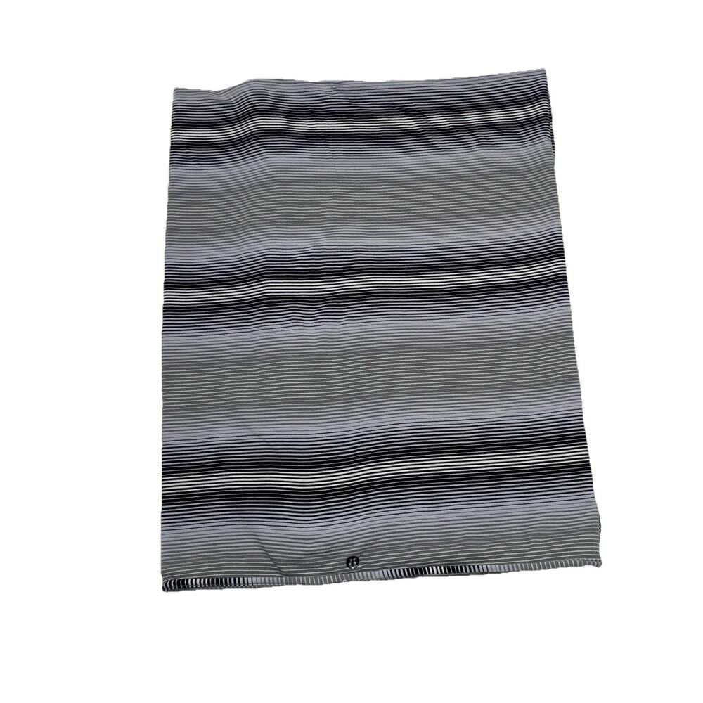 Lululemon Women's Sage Scarf Wrap One Size Striped Heathered Grey White Blue - Picture 10 of 10
